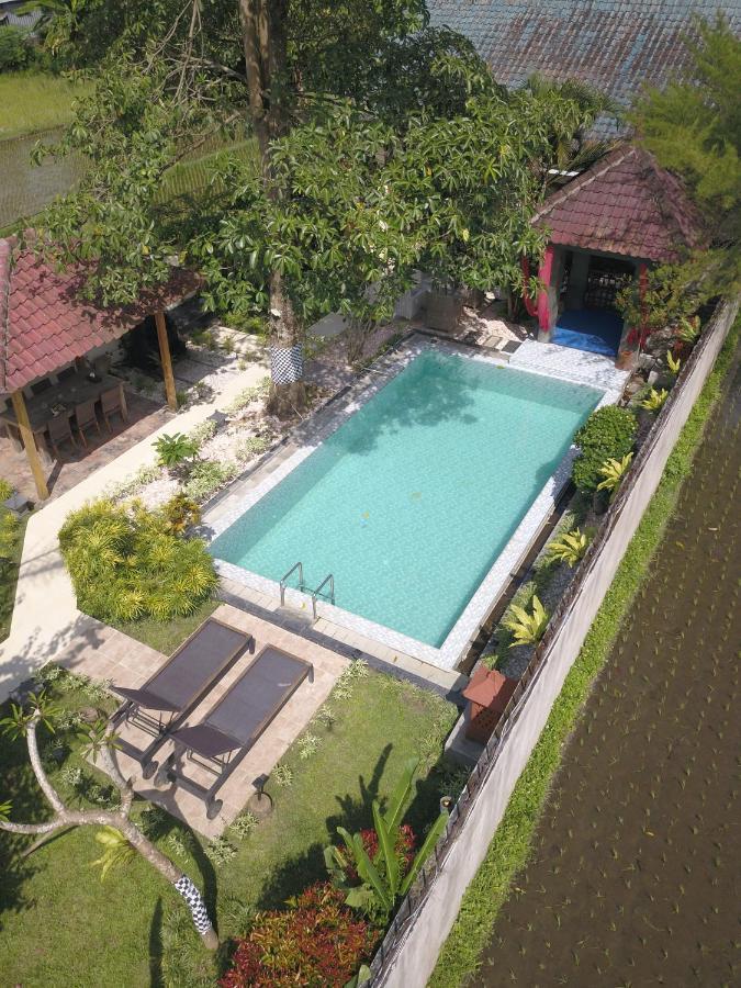 Rosseno Villa Yogyakarta Extérieur photo
