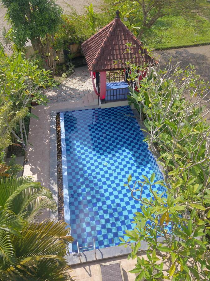 Rosseno Villa Yogyakarta Extérieur photo